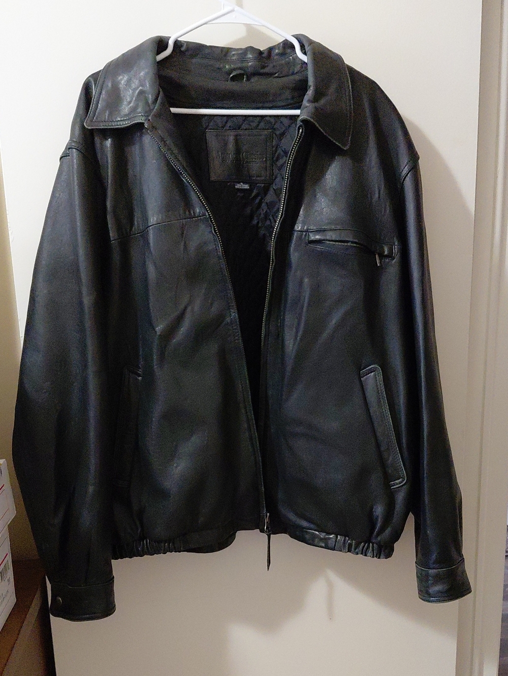 Men's Black Leather Bomber Jacket
